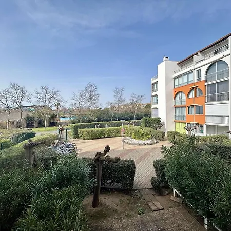 Apartment Appt 2 Pieces 5 Couchages Cap D'agde Ct980-b18 *